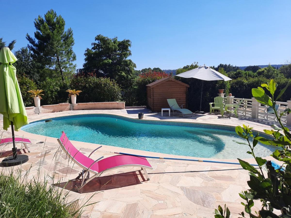 Villa Lei Rigaü Salernes Exterior foto